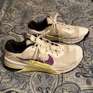 Nike Metcon 7. Women’s size 9.5